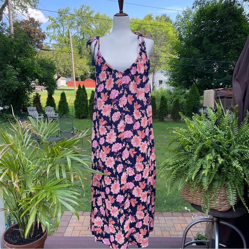 Old Navy Floral Maxi Dress  Long Women's Size L Bloggers Fav